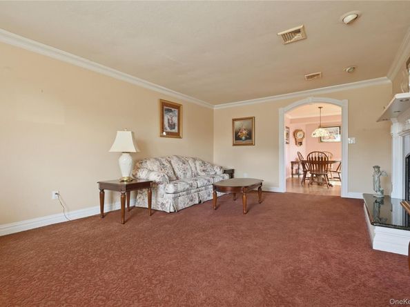 223 N Cedar Street, Massapequa NY 11758
