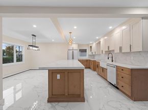 282 Vanderbilt Boulevard, Oakdale NY 11769