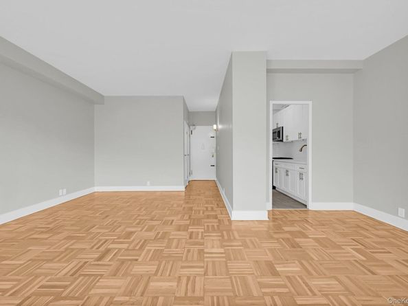 9 Fordham Hill Oval 3C, Bronx NY 10468