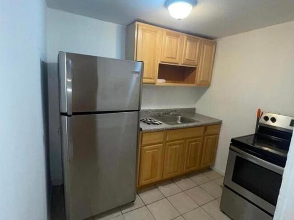 686 E 223rd Street B, Bronx NY 10466