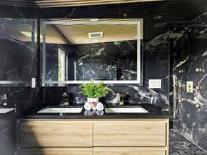 132 Arthur Street, Garden City NY 11530