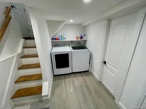 117-16 205th Street, Saint Albans NY 11412