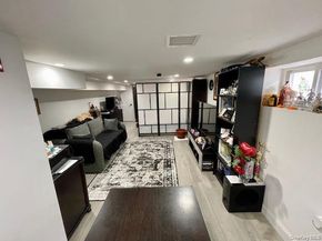 117-16 205th Street, Saint Albans NY 11412