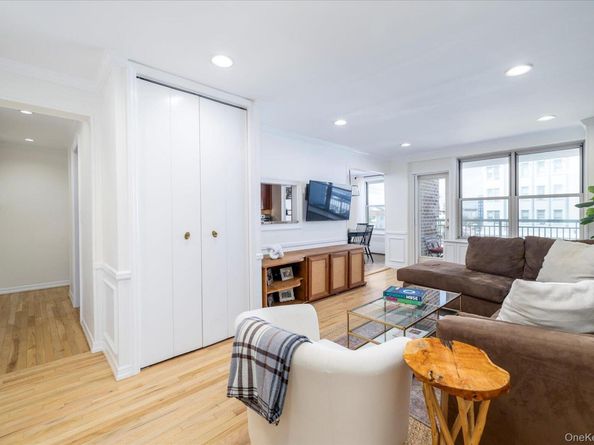 410 E Broadway 3E, Long Beach NY 11561