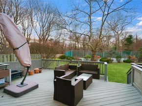 93 Estate Drive, Jericho NY 11753