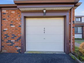 504 Gotham Court N, Saint James NY 11780