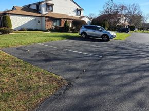 504 Gotham Court N, Saint James NY 11780