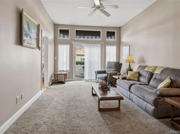 504 Gotham Court N, Saint James NY 11780