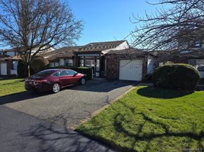 504 Gotham Court N, Saint James NY 11780