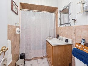 1007 Sackett Avenue, Bronx NY 10462