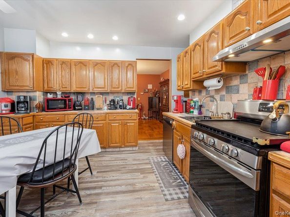 1007 Sackett Avenue, Bronx NY 10462