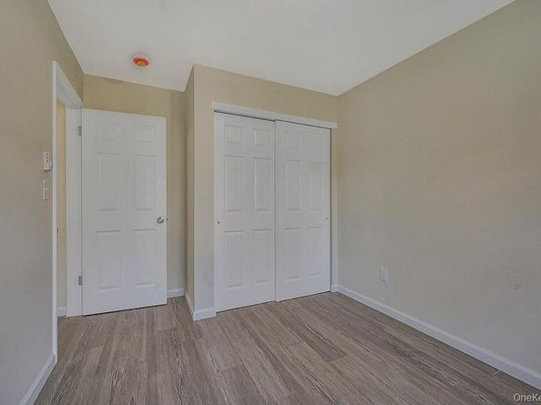 4 Park Lane, Middle Island NY 11953