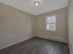 4 Park Lane, Middle Island NY 11953