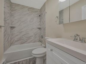 4 Park Lane, Middle Island NY 11953