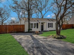 4 Park Lane, Middle Island NY 11953