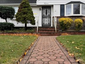 15 Scherer Street, Bethpage NY 11714