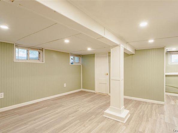 600 1st Avenue, New Hyde Park NY 11040