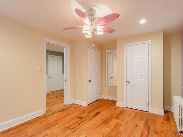 600 1st Avenue, New Hyde Park NY 11040