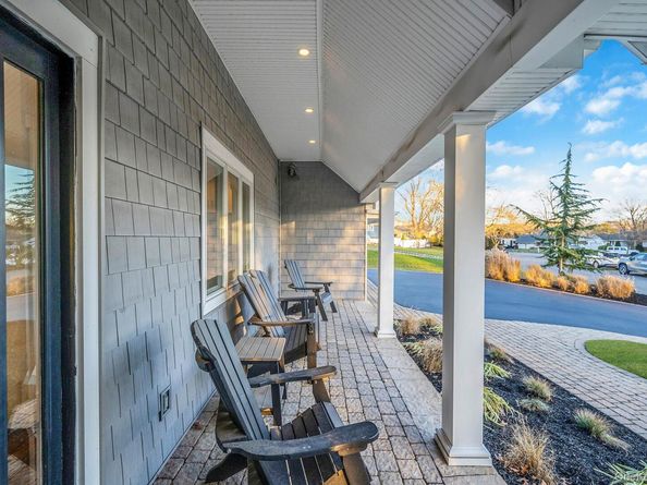 11 Chivalry Lane, Nesconset NY 11767