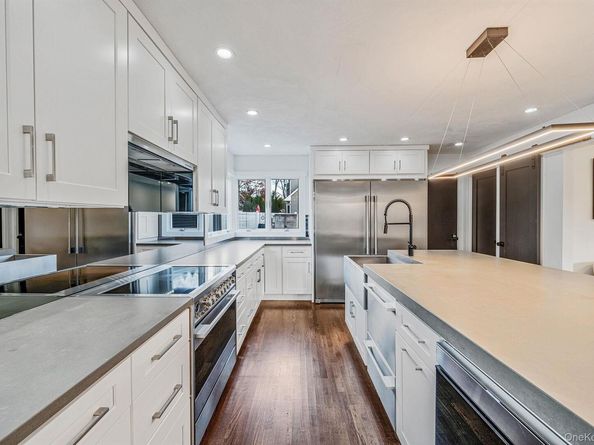 11 Chivalry Lane, Nesconset NY 11767