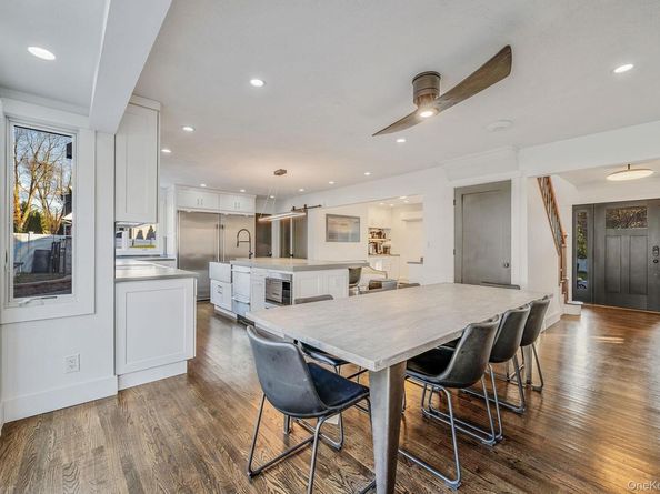 11 Chivalry Lane, Nesconset NY 11767