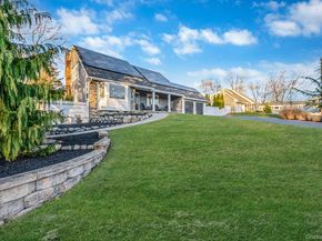 11 Chivalry Lane, Nesconset NY 11767