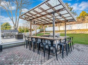 11 Chivalry Lane, Nesconset NY 11767