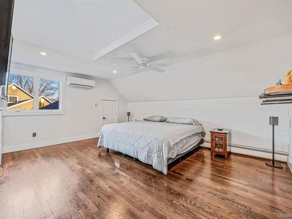 11 Chivalry Lane, Nesconset NY 11767