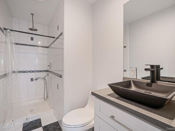 11 Chivalry Lane, Nesconset NY 11767