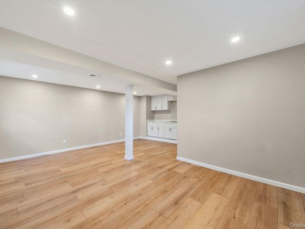 3 Bellrose Avenue, Centereach NY 11720