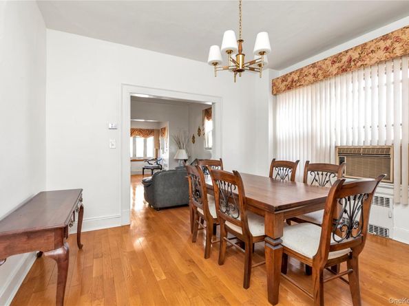 164-12 76th Avenue, Fresh Meadows NY 11366