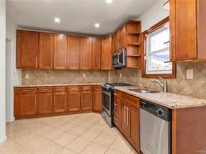 164-12 76th Avenue, Fresh Meadows NY 11366