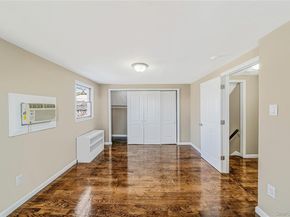 266 W 16th Street, Deer Park NY 11729