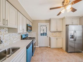 266 W 16th Street, Deer Park NY 11729