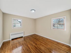 266 W 16th Street, Deer Park NY 11729