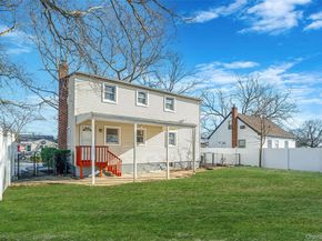 266 W 16th Street, Deer Park NY 11729