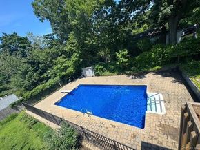 1 Tarn Road, Rocky Point NY 11778