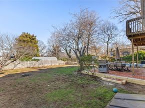 1 Tarn Road, Rocky Point NY 11778