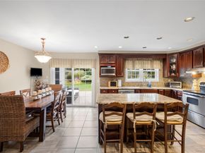 37 Peppermill Lane, Dix Hills NY 11746