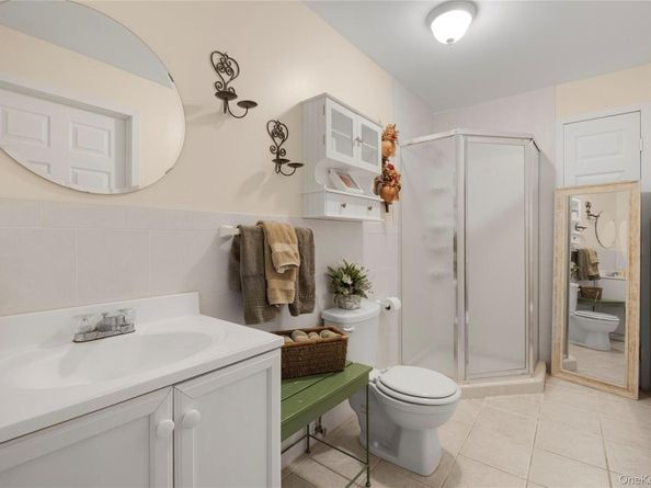 37 Peppermill Lane, Dix Hills NY 11746