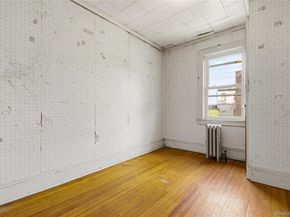 61-24 65th Street, Middle Village NY 11379
