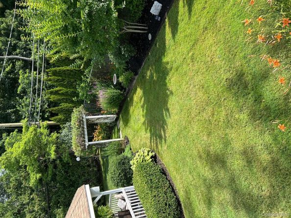 74 Lauren Avenue, Dix Hills NY 11746