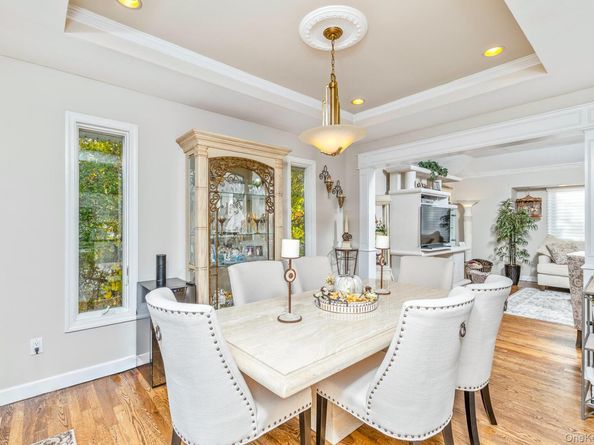 74 Lauren Avenue, Dix Hills NY 11746