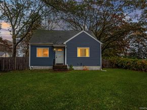 1137 Namdac Avenue, Bay Shore NY 11706