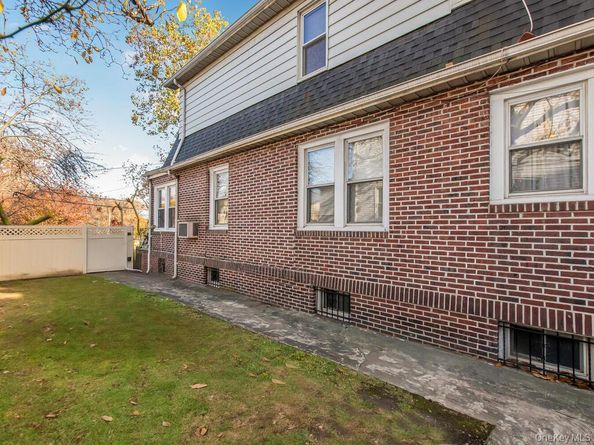 1813 Willow Lane, Bronx NY 10461