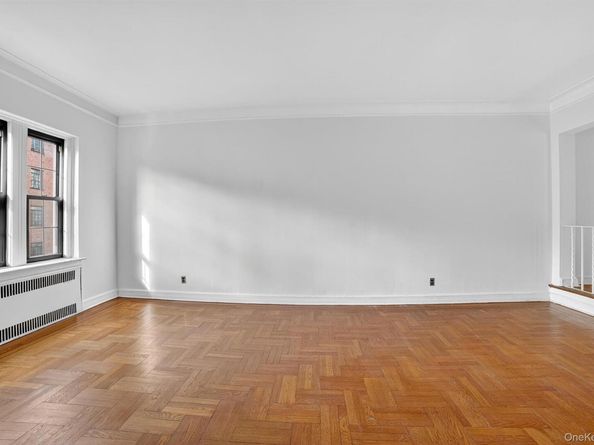 35 Parkview Avenue 6K, Bronxville NY 10708