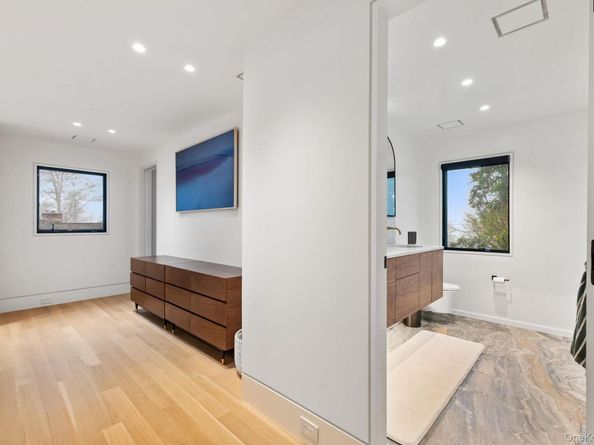 1824 Morningview Drive, Yorktown Heights NY 10598