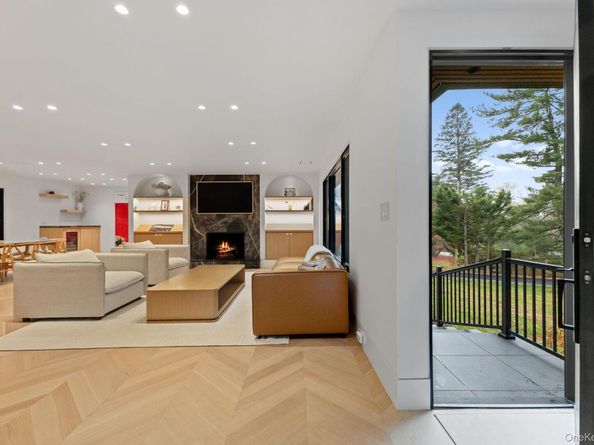 1824 Morningview Drive, Yorktown Heights NY 10598