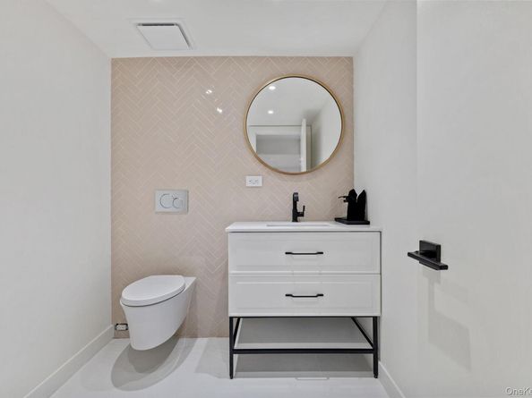 1824 Morningview Drive, Yorktown Heights NY 10598