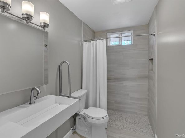 21 Yeoman Drive, East Northport NY 11731